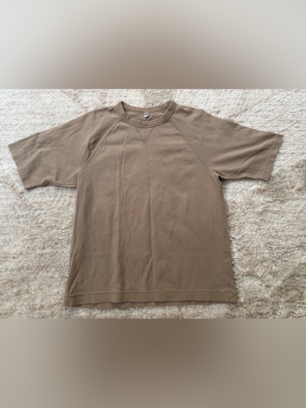 Men’s Uniqlo Short Sleeve Crew Neck T-Shirt in Kahki